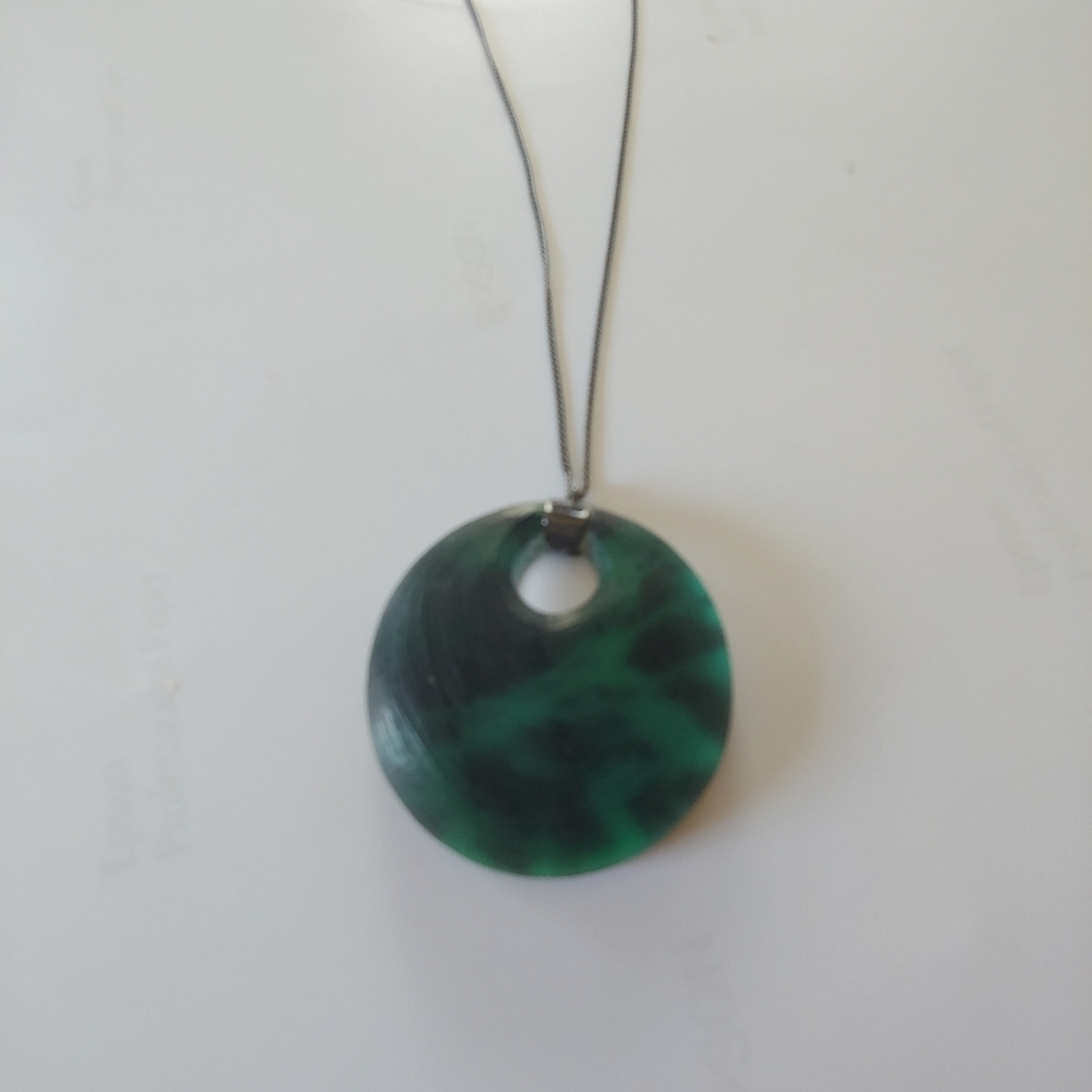 Necklaces - Picture 4 of 6